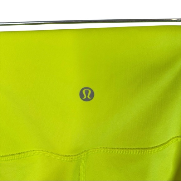 Lululemon Wunder Under Neon Yellow Luxtreme Tight 25" High Rise Size 2 - Picture 9 of 10